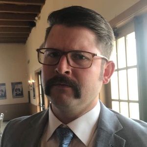 Meet your Posher, Brady